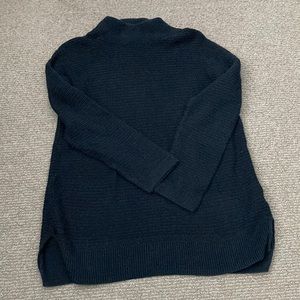 Old navy black sweater.